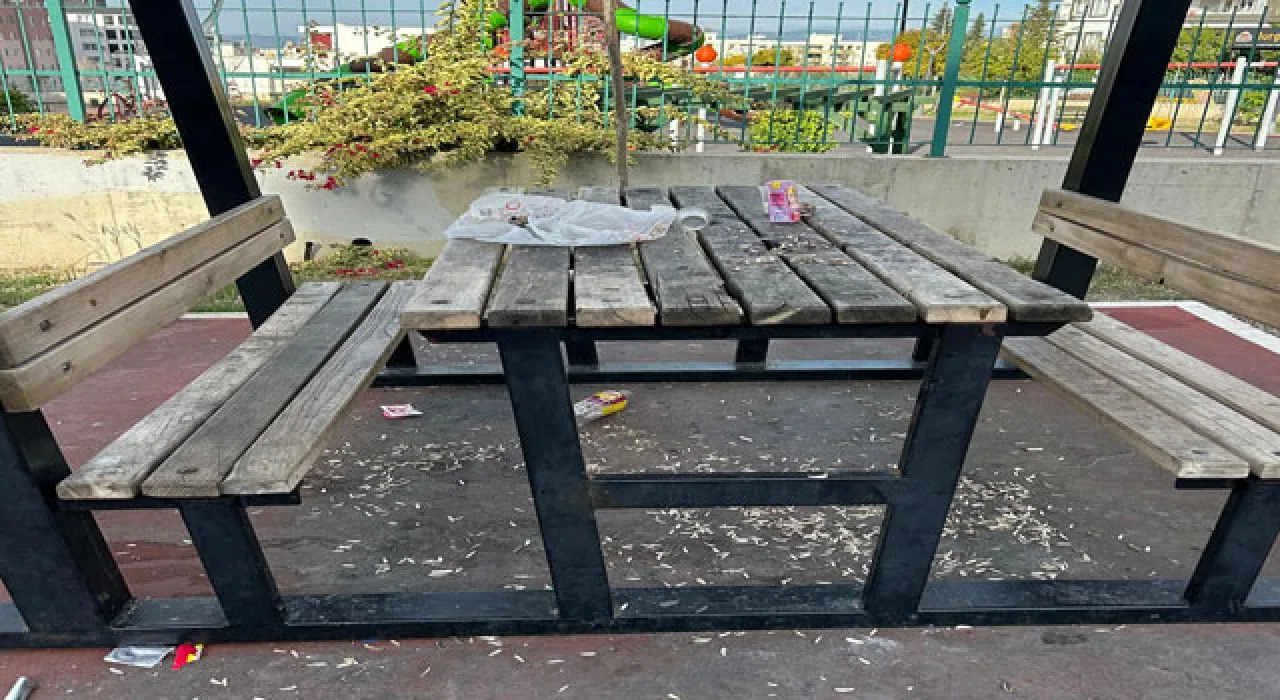 Kadirli Belediyesi’nden Park Temizliği Uyarısı