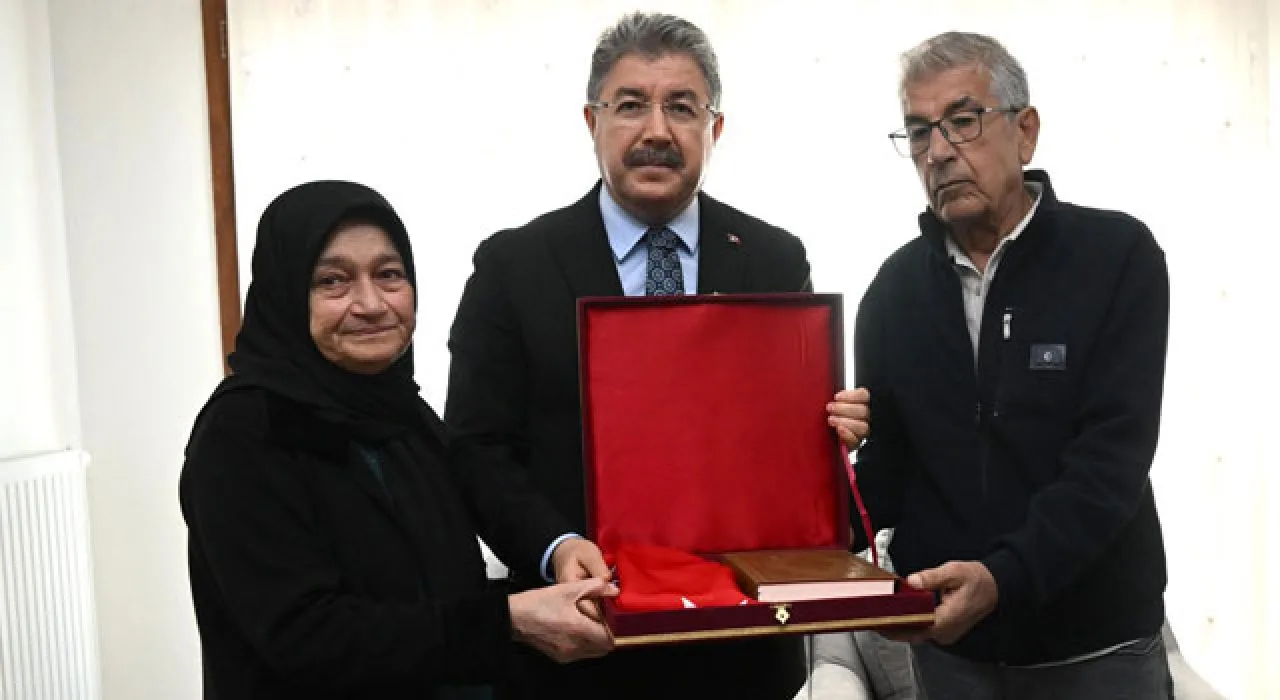 Vali Erdinç Yılmaz’dan Şehit Özgür’ün Ailesine Ziyaret