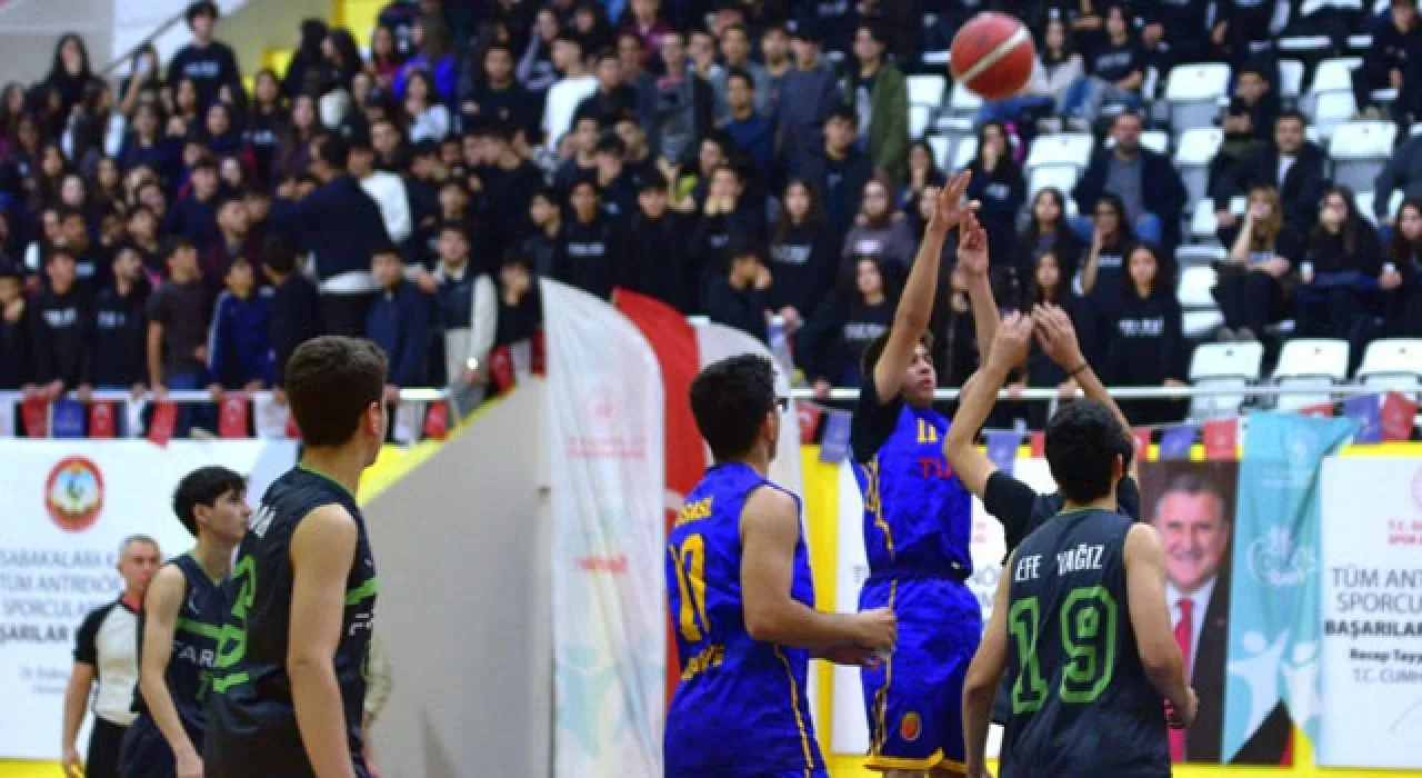 Farabi Anadolu Lisesi Osmaniye Şampiyonu Farabi Anadolu Lisesi Osmaniye Şampiyonu