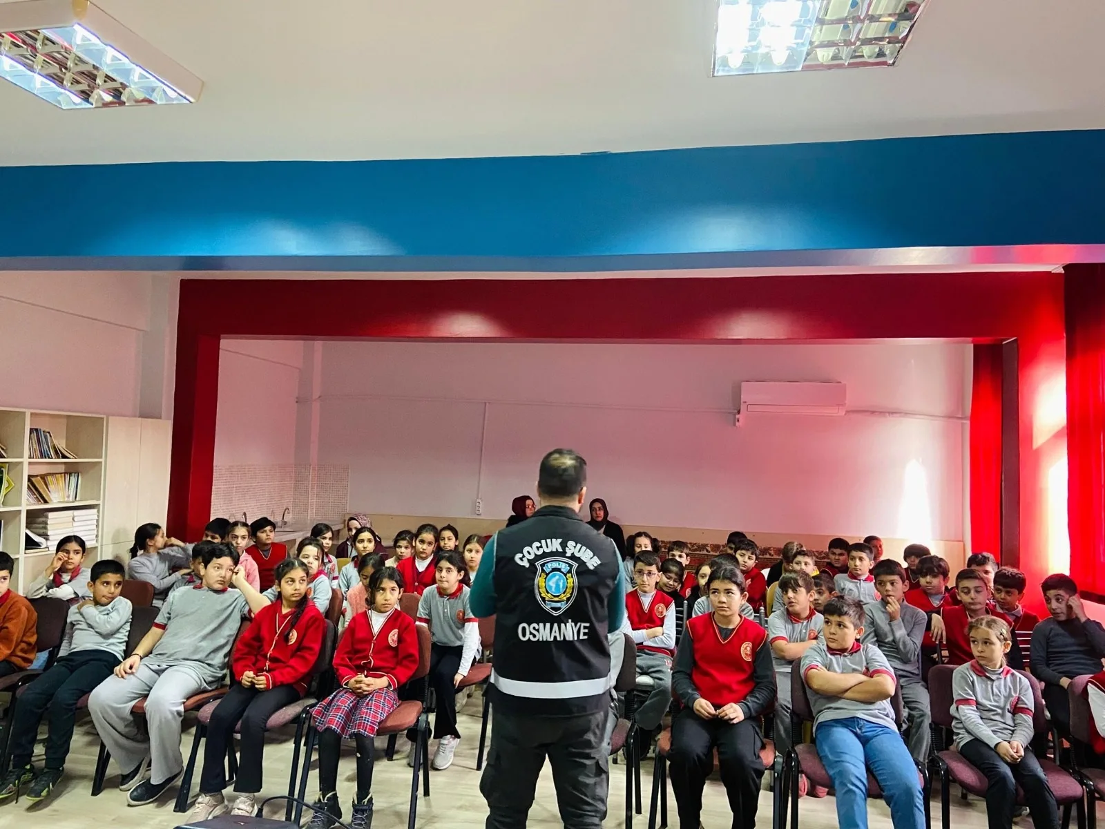 Osmaniye’de 288 Öğrenciye Kişisel Güvenlik Eğitimi Osmaniye’de 288 Öğrenciye Kişisel Güvenlik Eğitimi