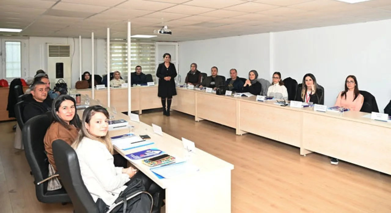 Osmaniye’de Sağlıkçılara Afet Müdahale Eğitimi Osmaniye’de Sağlıkçılara Afet Müdahale Eğitimi