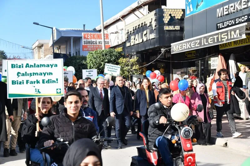Osmaniye’de Engelliler Günü İçin Farkındalık Yürüyüşü