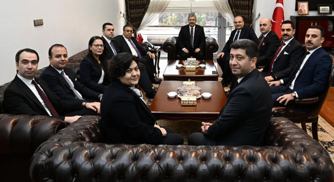 Hsk Heyeti Osmaniye Valisi Dr. Erdinç Yılmaz’ı Ziyaret Etti Hsk Heyeti Osmaniye Valisi Dr. Erdinç Yılmaz’ı Ziyaret Etti