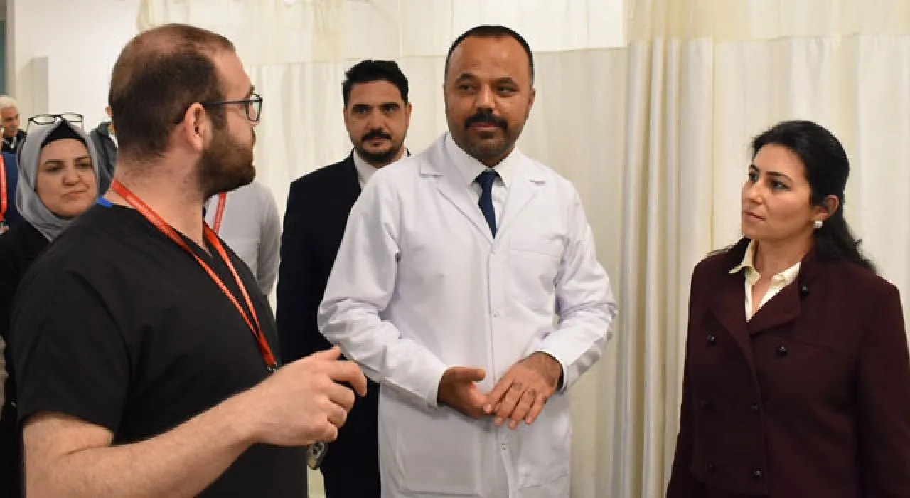 Başhekim Hakkoymaz Hastane Birimlerini Ziyaret Etti