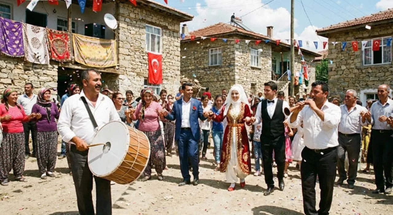 Osmaniye’de Genç Çiftlere Evlilik Desteği