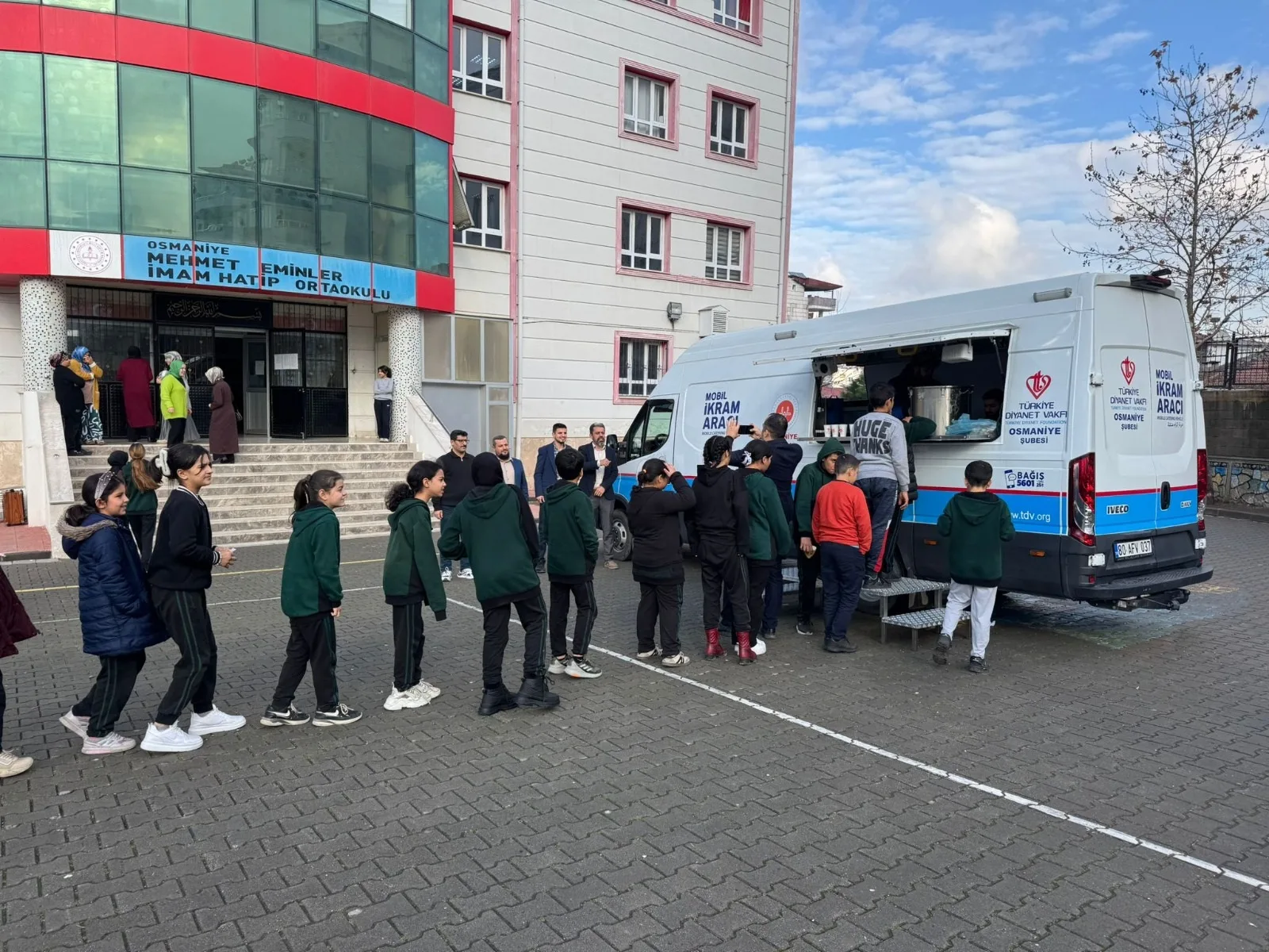 Osmaniye’de Öğrencilere Sıcak Çorba, Kudüs Bilinci