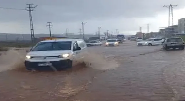 Osmaniye’de Sağanak Hayatı Etkiledi