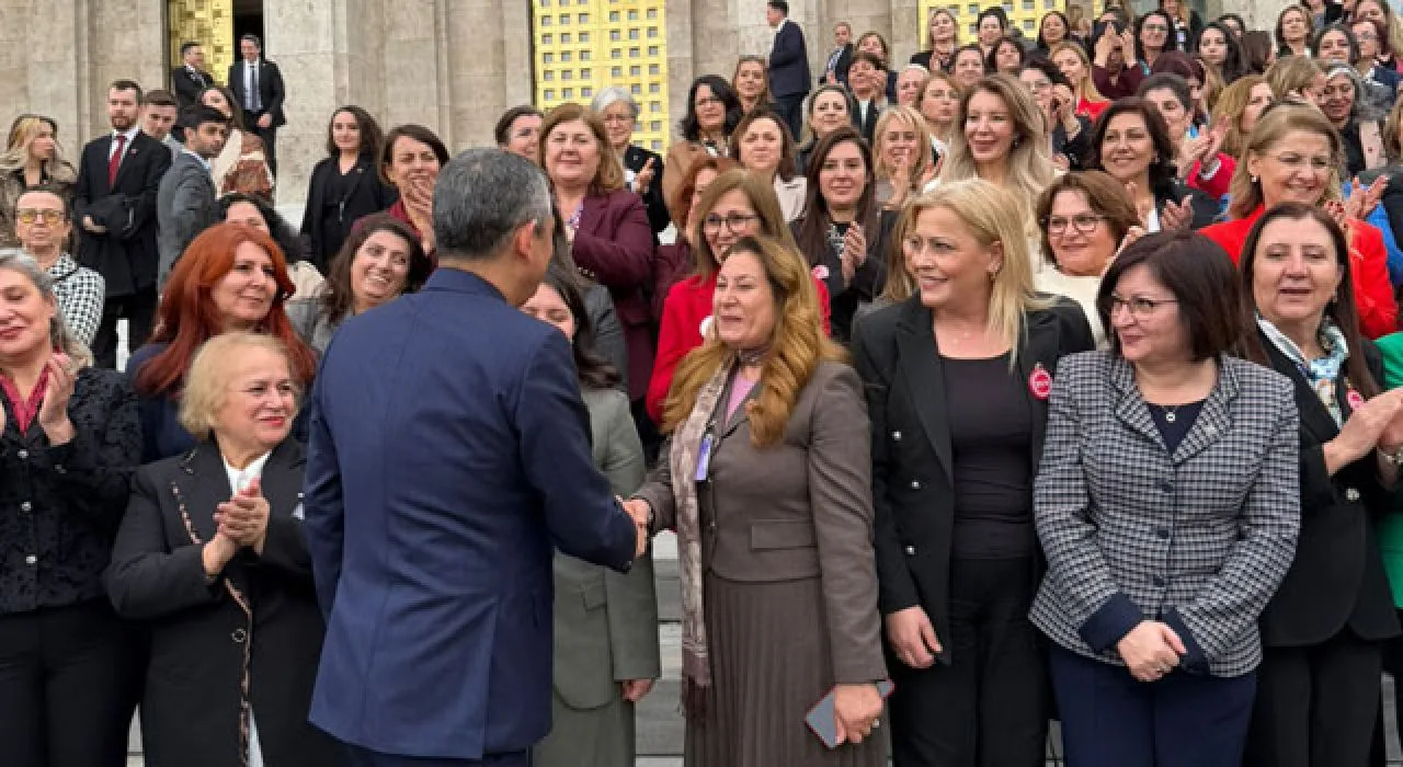 Chp Osmaniye Kadın Kolları Anıtkabir’de Buluştu