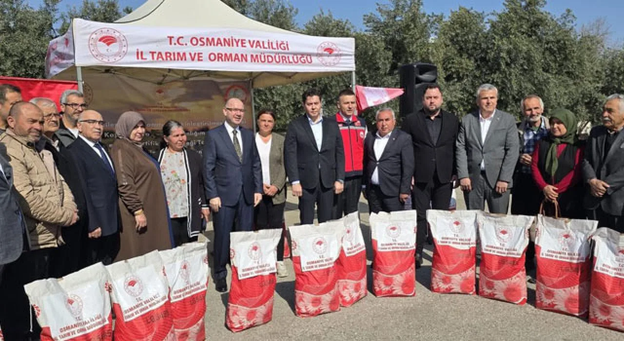 Osmaniye’de 631 Çiftçiye Ayçiçeği Tohumu Desteği