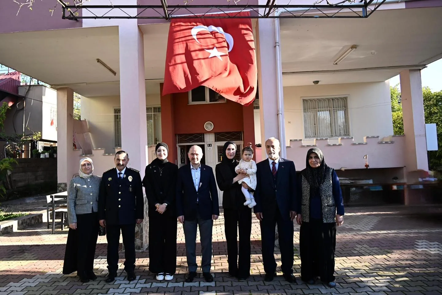 Osmaniye’de Şehit Polis Ailesine Anlamlı Ziyaret