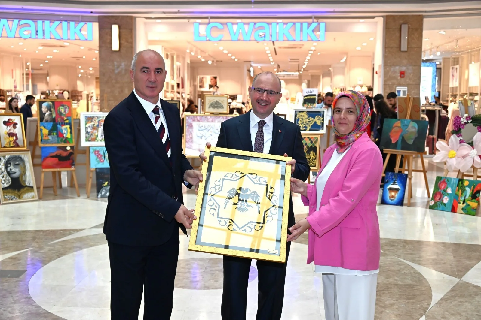 Osmaniye’de Sanat Eserleri Sergisi Açıldı