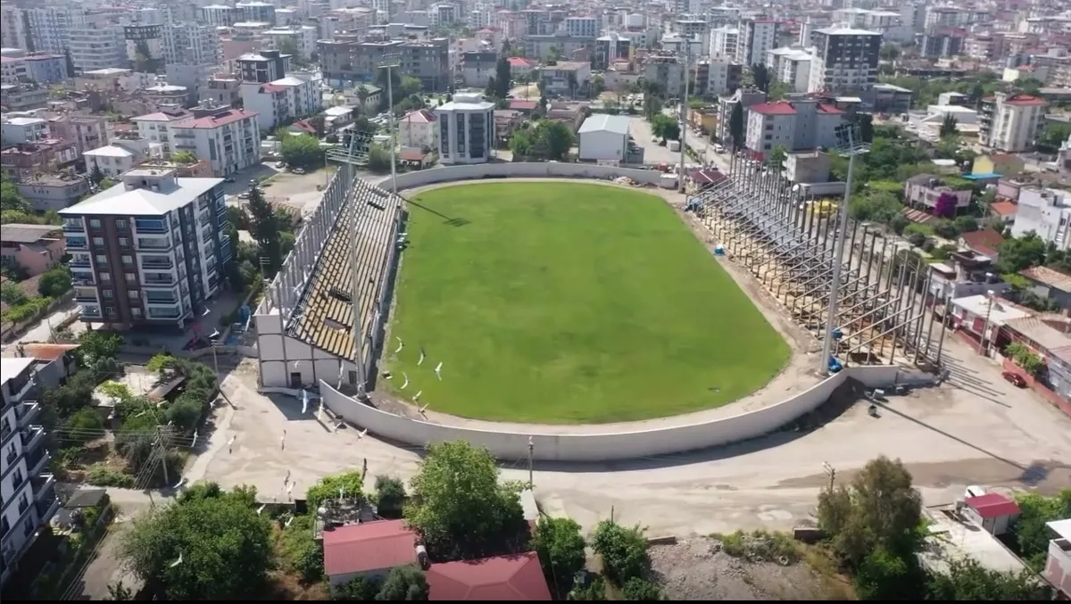 7 Ocak Stadyumu’nda Çalışmalar Yüzde 70 Tamam 7 Ocak Stadyumu’nda Çalışmalar Yüzde 70 Tamam