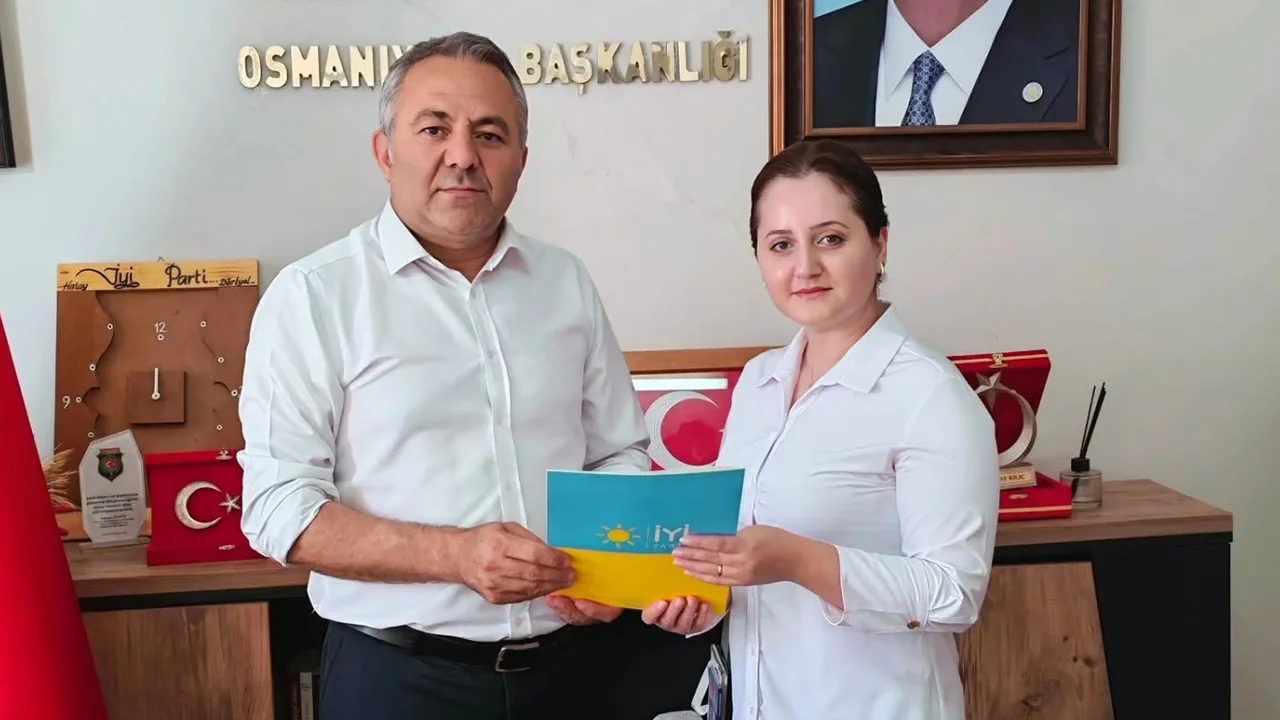İyi̇ Parti Osmaniye Kadın Kolları'Na Derya Çiftçi Atandı